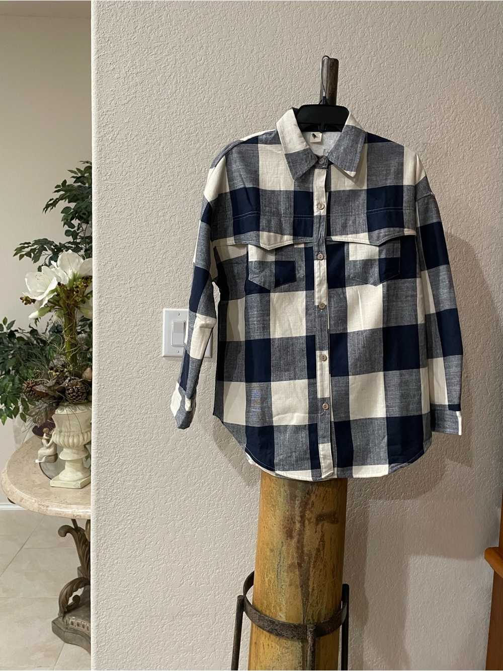NWT Classic Navy & Cream Plaid  Button-Up Jacket/Shacket SZ L